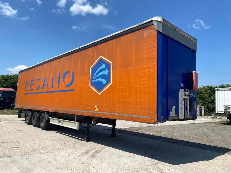Fliegl - Curtainsider semi-trailer: picture 3 Fliegl - Curtainsider semi-trailer: picture 3