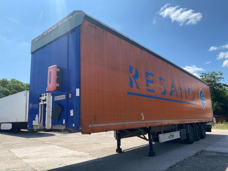 Fliegl - Curtainsider semi-trailer: picture 5 Fliegl - Curtainsider semi-trailer: picture 5
