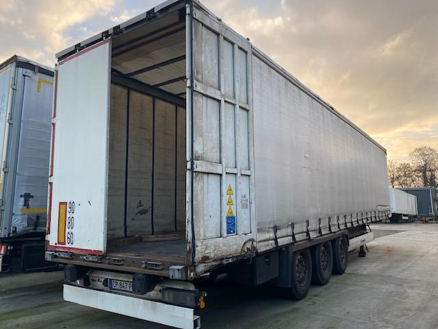 Krone - Curtainsider semi-trailer: picture 1 Krone - Curtainsider semi-trailer: picture 1