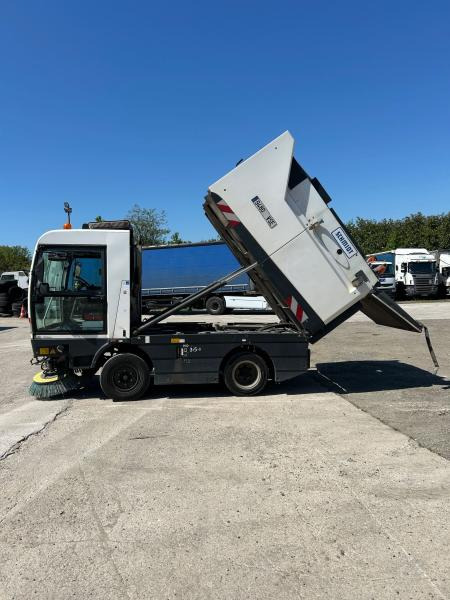 Schmidt Clingo 500 Compact 400 - Road sweeper: picture 3 Schmidt Clingo 500 Compact 400 - Road sweeper: picture 3