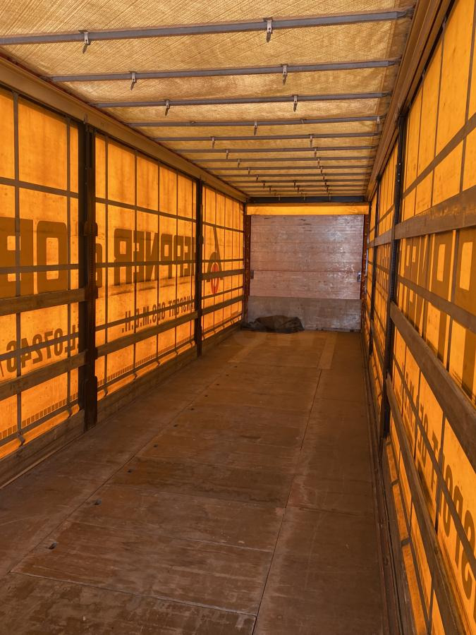 Schwarzmüller - Curtainsider semi-trailer: picture 5 Schwarzmüller - Curtainsider semi-trailer: picture 5