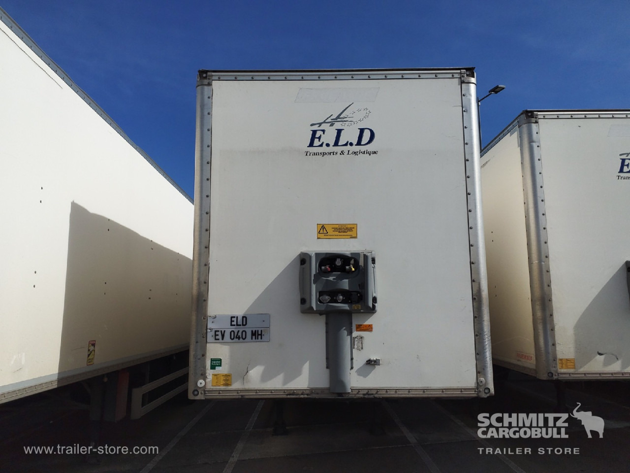 Closed box semi-trailer FRUEHAUF Dryfreight Standard Roller shutter door: picture 7
