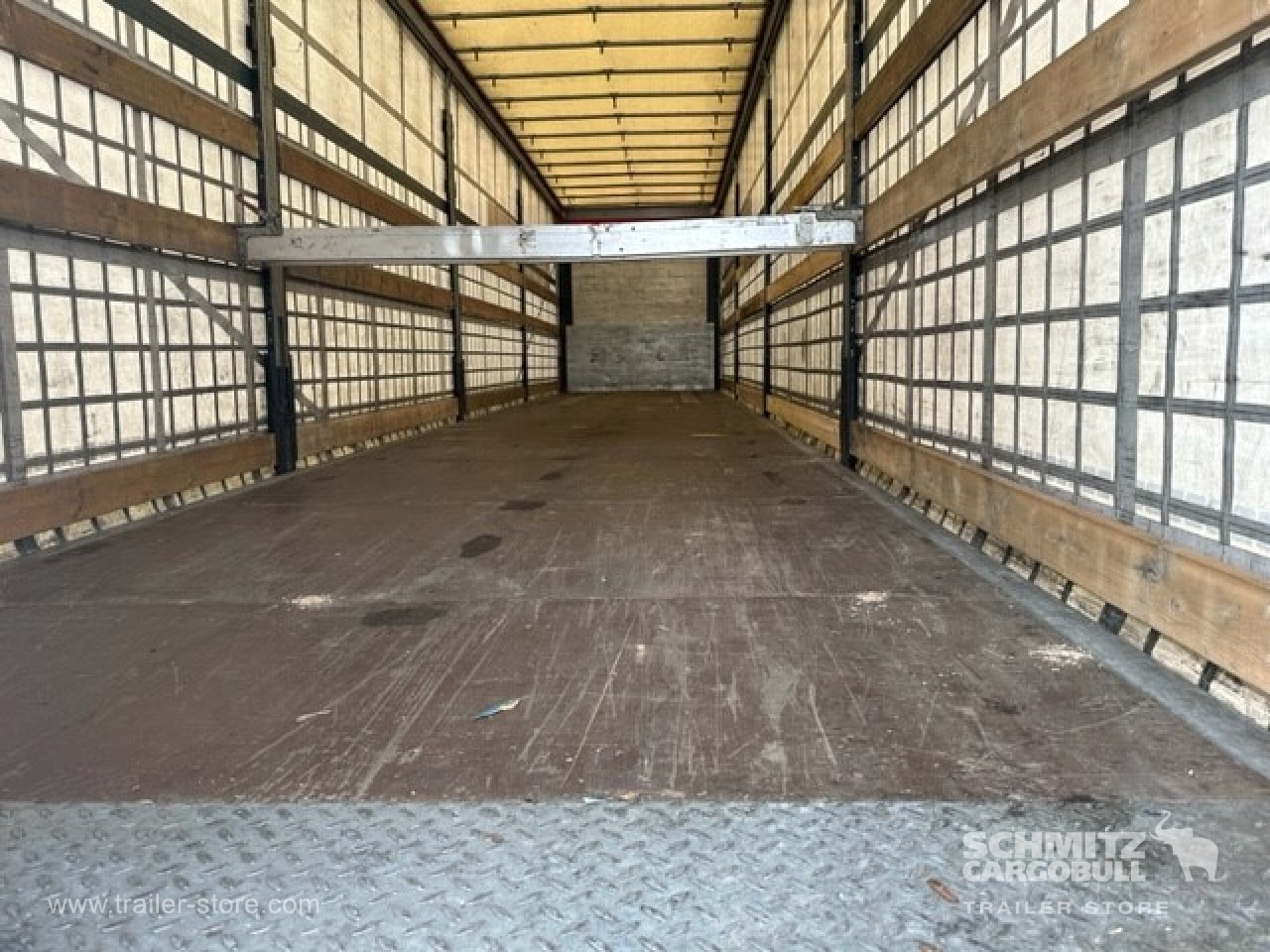 SCHMITZ Curtainsider Standard - Curtainsider semi-trailer: picture 5 SCHMITZ Curtainsider Standard - Curtainsider semi-trailer: picture 5