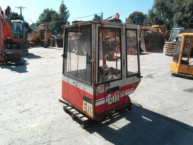 Kabine O&K L 5 - Cab and interior for Construction machinery: picture 1 Kabine O&K L 5 - Cab and interior for Construction machinery: picture 1