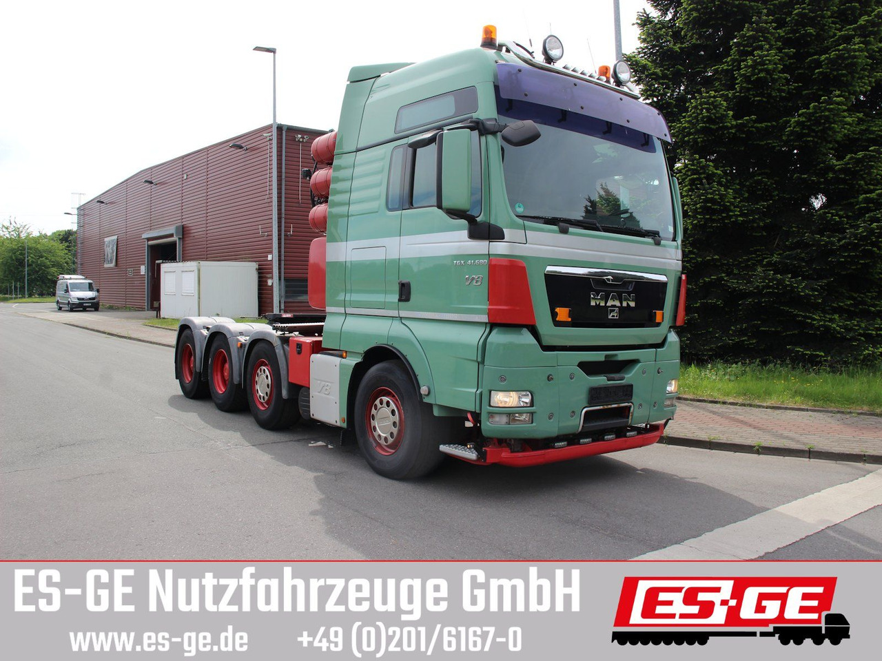 MAN TGX 41680 8x4/4 BLS - Tractor unit: picture 3 MAN TGX 41680 8x4/4 BLS - Tractor unit: picture 3