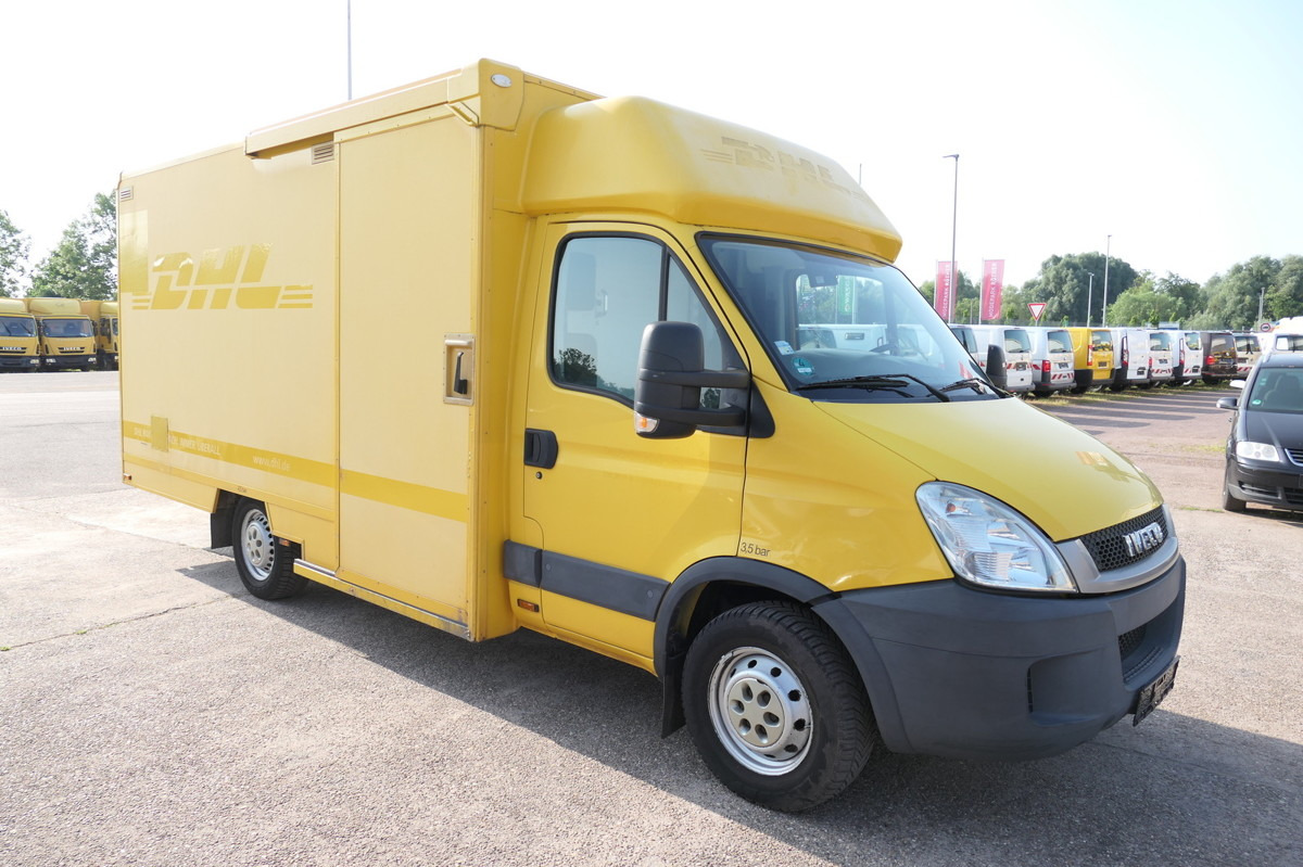 IVECO Daily 35 S11 C30C AUTOMATIK KAMERA MAXI Regale D - Box van: picture 2 IVECO Daily 35 S11 C30C AUTOMATIK KAMERA MAXI Regale D - Box van: picture 2