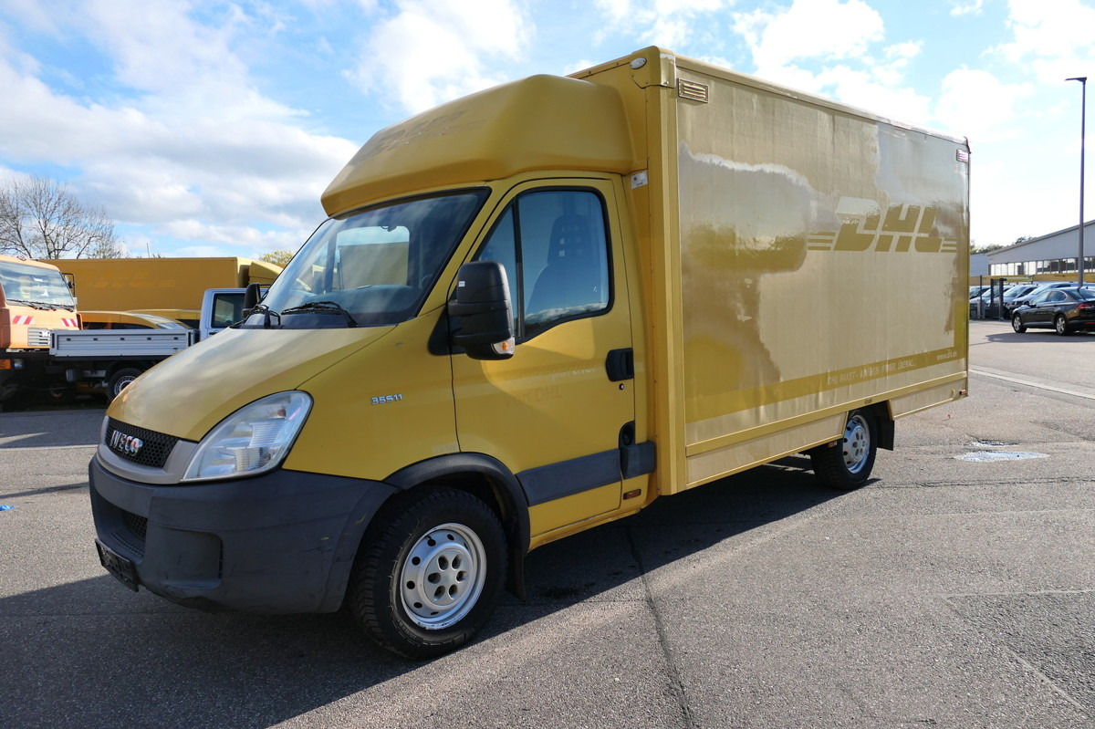 IVECO Daily 35 S11 C30C AUTOMATIK KAMERA MAXI Regale D - Box van: picture 1 IVECO Daily 35 S11 C30C AUTOMATIK KAMERA MAXI Regale D - Box van: picture 1