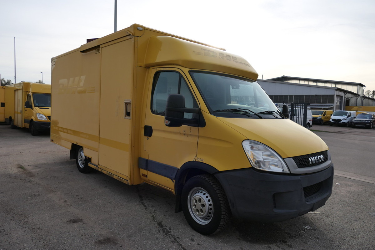 IVECO Daily 35 S11 C30C AUTOMATIK KAMERA MAXI Regale D - Box van: picture 2 IVECO Daily 35 S11 C30C AUTOMATIK KAMERA MAXI Regale D - Box van: picture 2