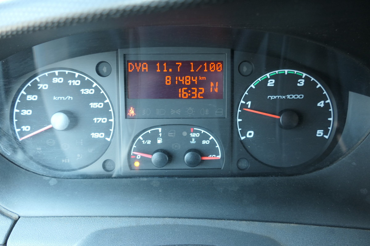 Box van IVECO Daily 35 S11 C30C AUTOMATIK KAMERA Regale LUFT D: picture 12