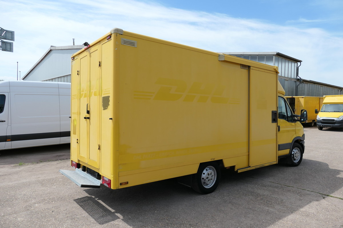 IVECO Daily 35 S11 C30C AUTOMATIK KAMERA Regale LUFT D - Box van: picture 3 IVECO Daily 35 S11 C30C AUTOMATIK KAMERA Regale LUFT D - Box van: picture 3