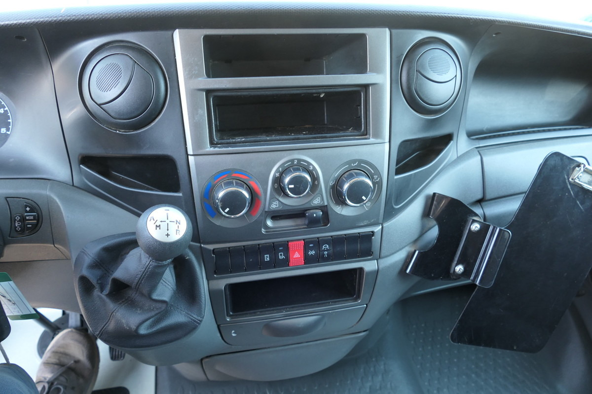 Box van IVECO Daily 35 S11 C30C AUTOMATIK KAMERA Regale LUFT D: picture 10