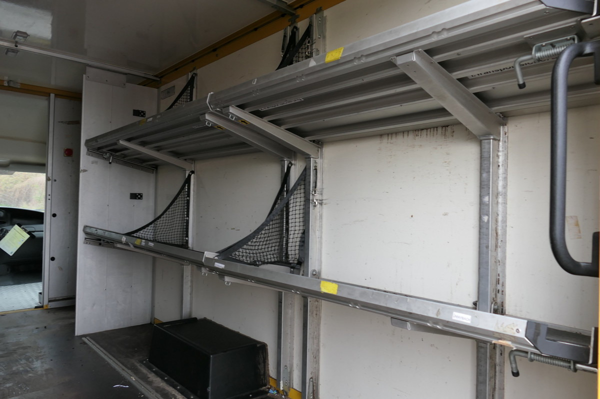 Box van IVECO Daily 35 S11 C30C AUTOMATIK KAMERA Regale LUFT D: picture 8