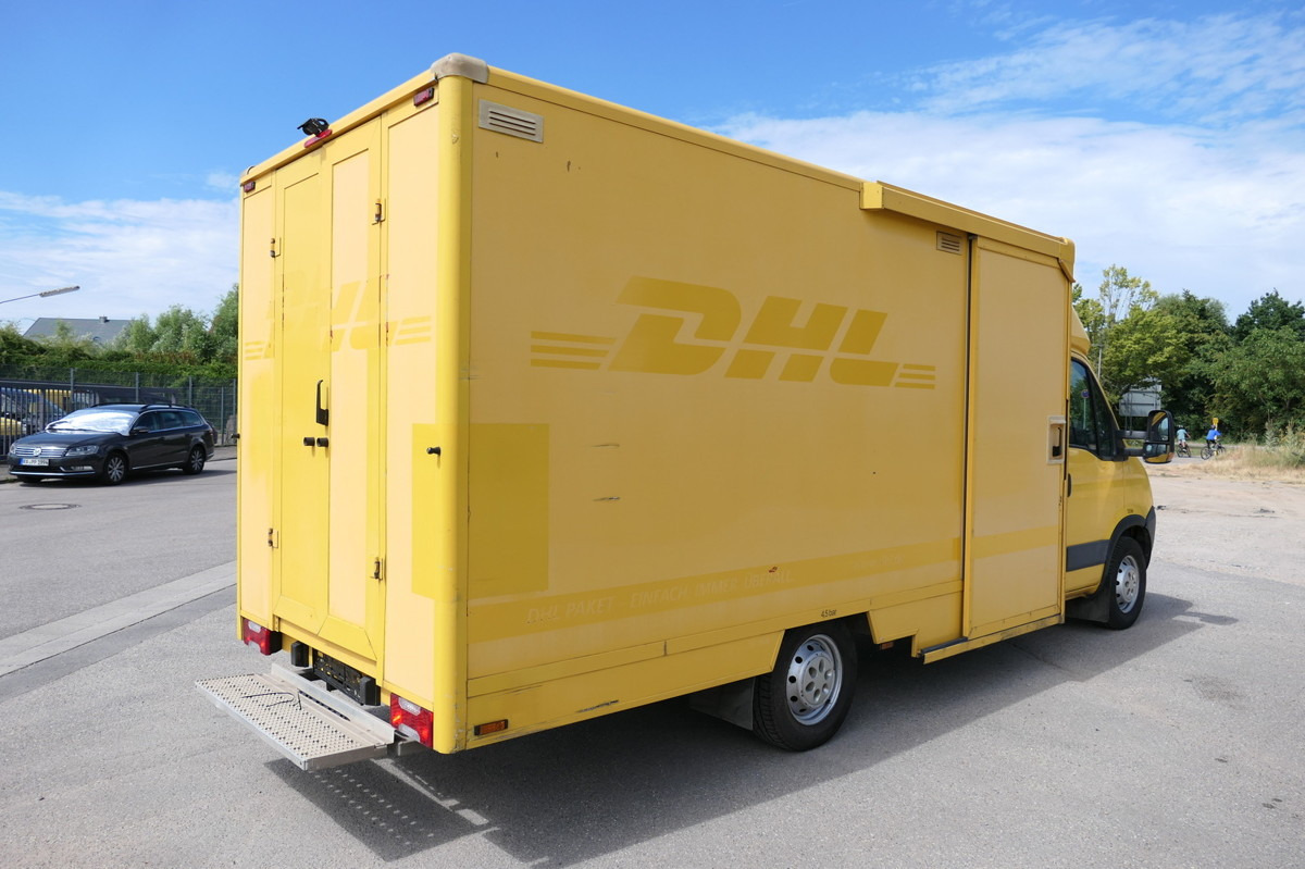 IVECO Daily 35 S11 C30C AUTOMATIK KAMERA Regale LUFT - Box van: picture 4 IVECO Daily 35 S11 C30C AUTOMATIK KAMERA Regale LUFT - Box van: picture 4