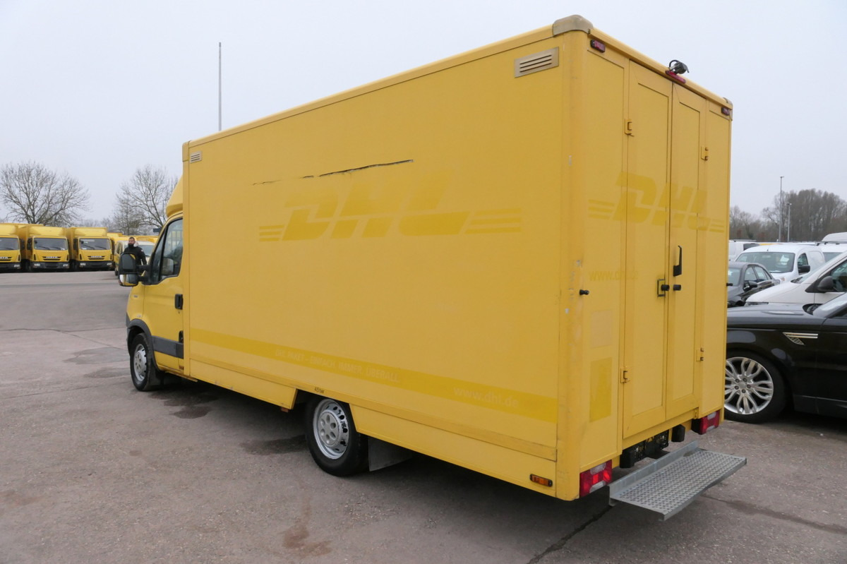 IVECO Daily 35 S11 C30C AUTOMATIK Regale LUFT - EURO 5 - Box van: picture 4 IVECO Daily 35 S11 C30C AUTOMATIK Regale LUFT - EURO 5 - Box van: picture 4