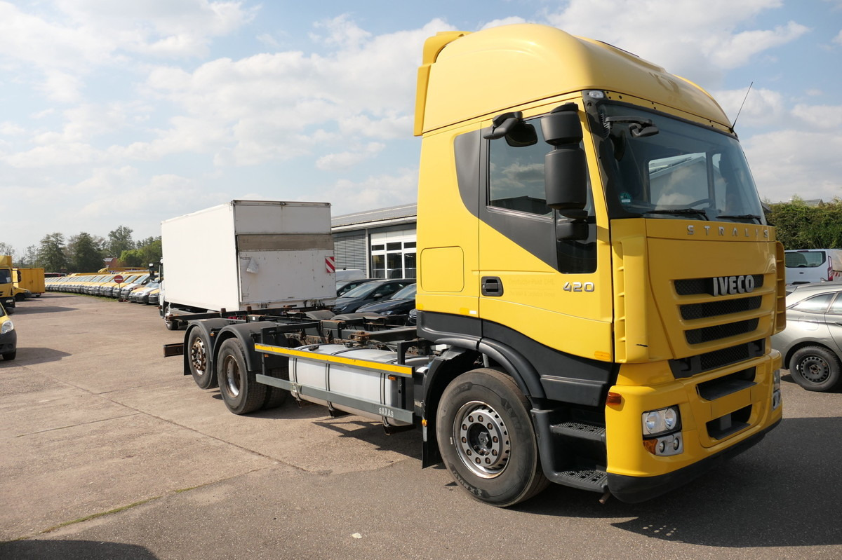 IVECO STRALIS AS 260 S42 Y/FS-CM ECO AHK Lenkachse Lif - Container transporter/ Swap body truck: picture 4 IVECO STRALIS AS 260 S42 Y/FS-CM ECO AHK Lenkachse Lif - Container transporter/ Swap body truck: picture 4