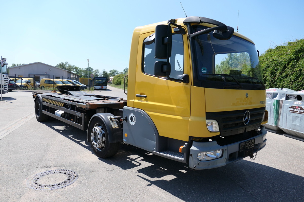 MERCEDES-BENZ KAMAG WBH 25 Wiesel Terberg Umsetzfahrz. Sattelk - Container transporter/ Swap body truck: picture 2 MERCEDES-BENZ KAMAG WBH 25 Wiesel Terberg Umsetzfahrz. Sattelk - Container transporter/ Swap body truck: picture 2