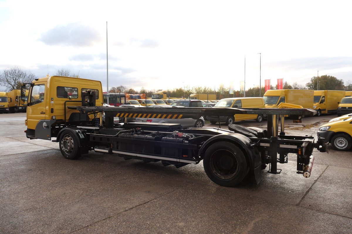 Container transporter/ Swap body truck MERCEDES-BENZ KAMAG WBH 25 Wiesel Terberg Umsetzfahrz. Sattelk: picture 11