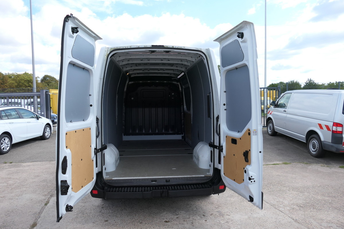 RENAULT Master 130 dCi L3H2 Euro6 KLIMA COC - Panel van: picture 5 RENAULT Master 130 dCi L3H2 Euro6 KLIMA COC - Panel van: picture 5