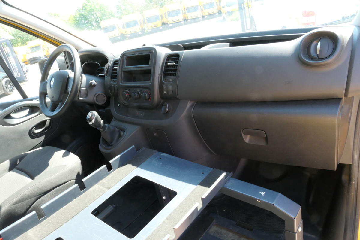 RENAULT Trafic dCi 120 L2H1 leasing RENAULT Trafic dCi 120 L2H1: picture 8