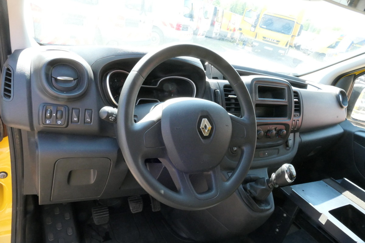 RENAULT Trafic dCi 120 L2H1 leasing RENAULT Trafic dCi 120 L2H1: picture 10
