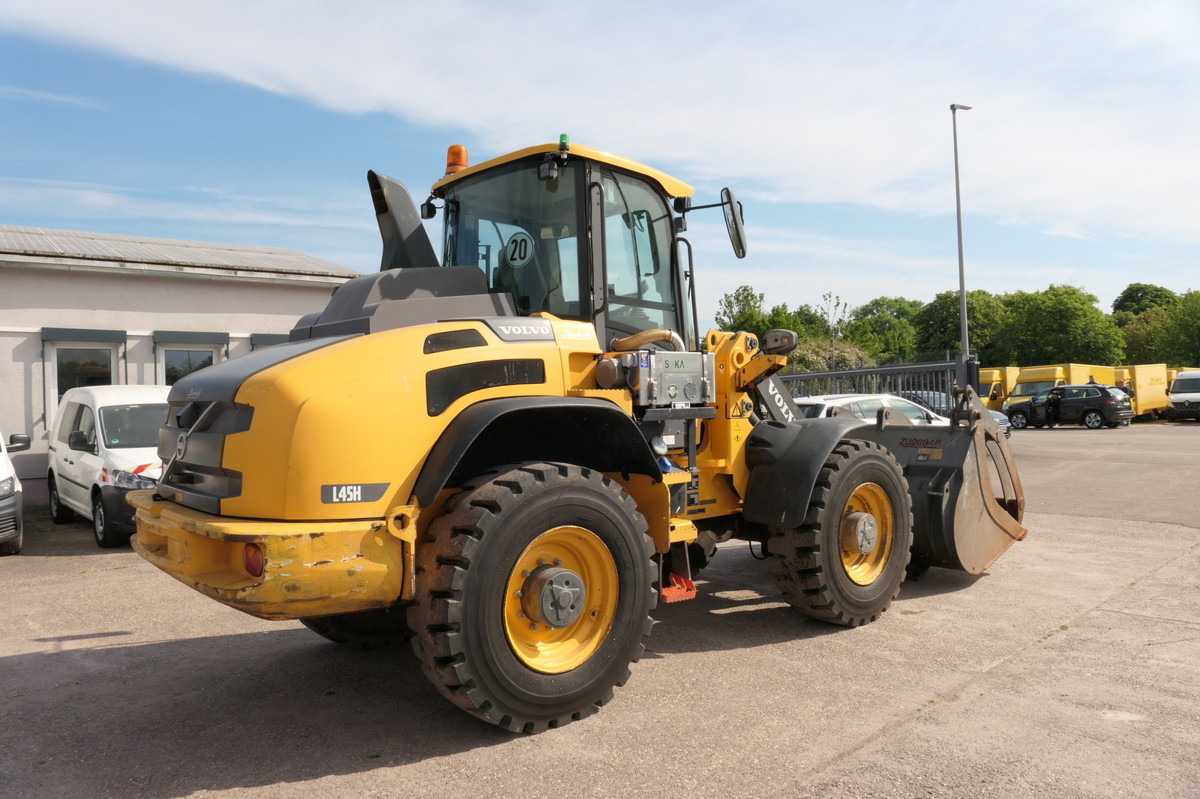 VOLVO L45H - Wheel loader: picture 5 VOLVO L45H - Wheel loader: picture 5