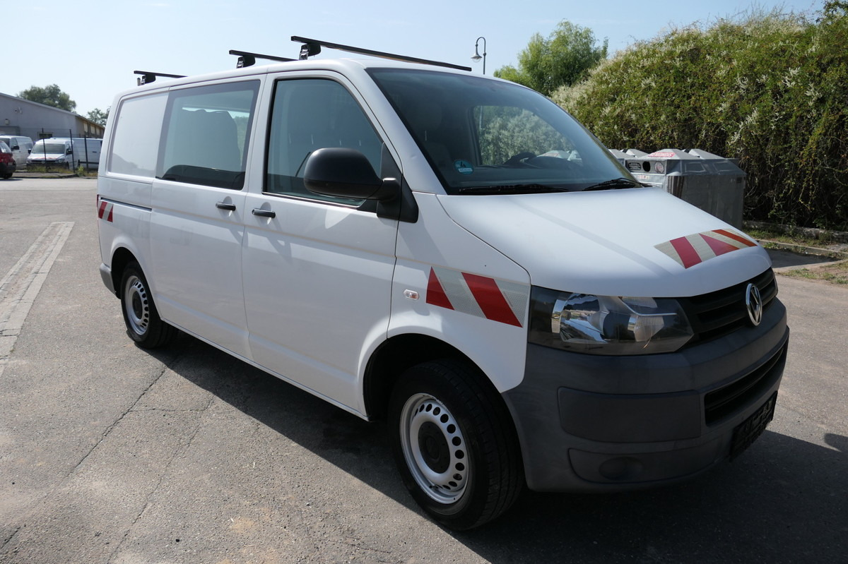 VW T5 Transporter 2.0 TDI 4Motion 3Sitzer AHK KLIMA - Small van: picture 3 VW T5 Transporter 2.0 TDI 4Motion 3Sitzer AHK KLIMA - Small van: picture 3