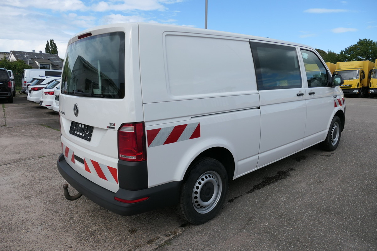 VW T6 Transporter 2.0 TDI 4Motion lang 3Sitzer AHK - Small van: picture 4 VW T6 Transporter 2.0 TDI 4Motion lang 3Sitzer AHK - Small van: picture 4