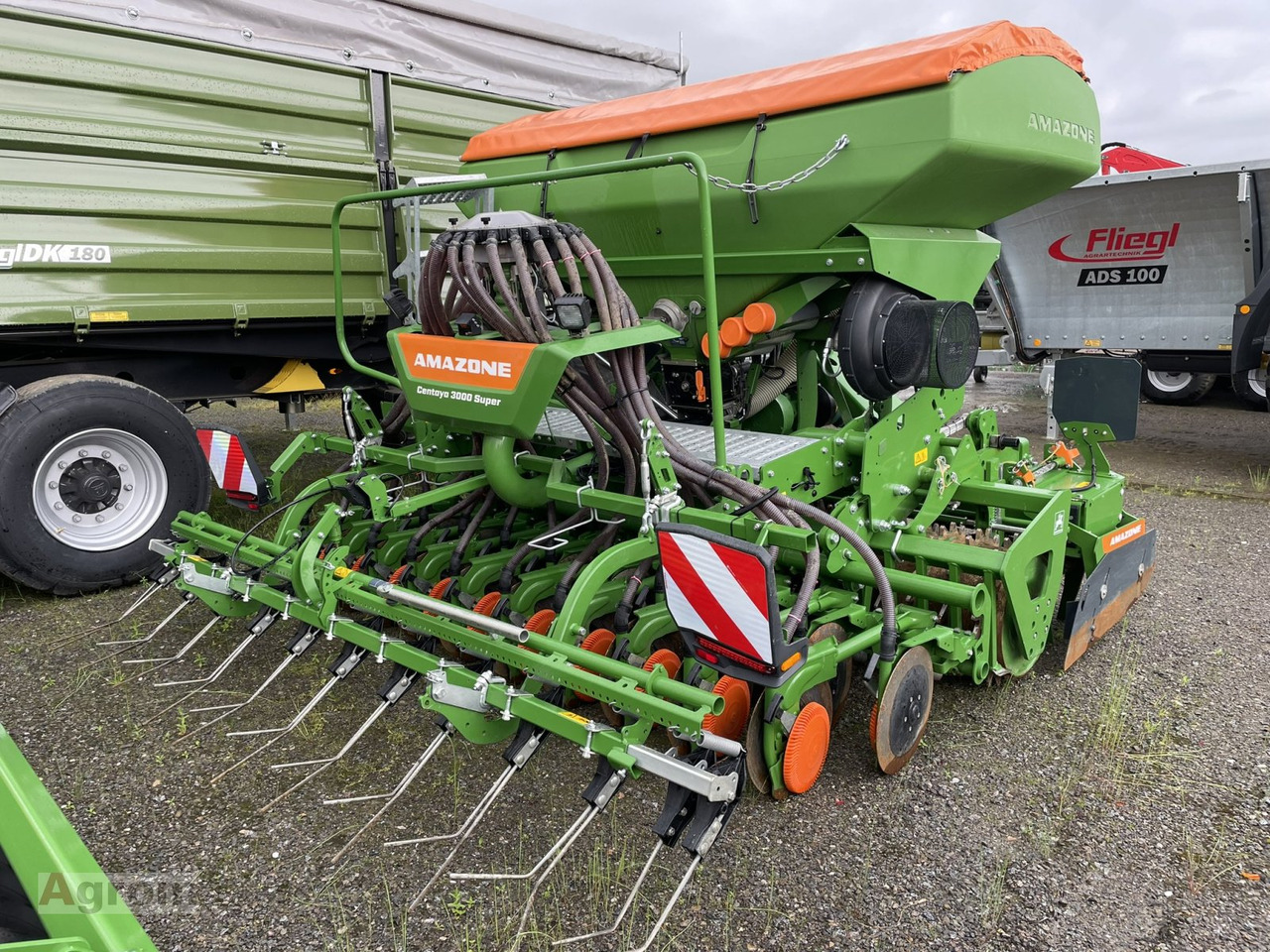 Amazone Centaya 3000 Super + KG 3001 Super - Combine seed drill: picture 4 Amazone Centaya 3000 Super + KG 3001 Super - Combine seed drill: picture 4
