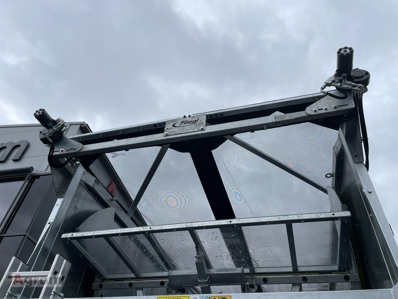 New Farm trailer Fliegl ASW 271 TAURUS: picture 12