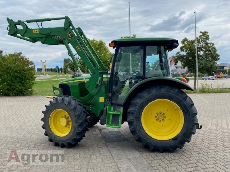 John Deere 5620 Premium - Farm tractor: picture 5 John Deere 5620 Premium - Farm tractor: picture 5