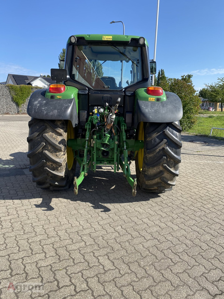 John Deere 6330 Standard - Farm tractor: picture 3 John Deere 6330 Standard - Farm tractor: picture 3