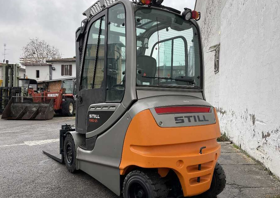 Still RX 60-25 L (batt. 90%) - Electric forklift: picture 3 Still RX 60-25 L (batt. 90%) - Electric forklift: picture 3