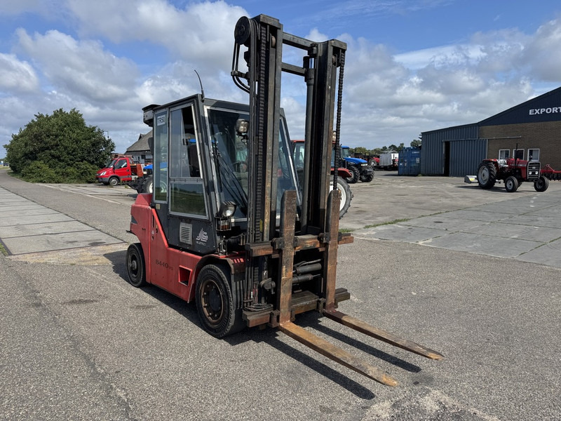 Dantruck Heden 8440 DG - Diesel forklift: picture 3 Dantruck Heden 8440 DG - Diesel forklift: picture 3