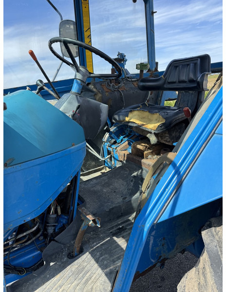 Ford 5610 - Farm tractor: picture 4 Ford 5610 - Farm tractor: picture 4