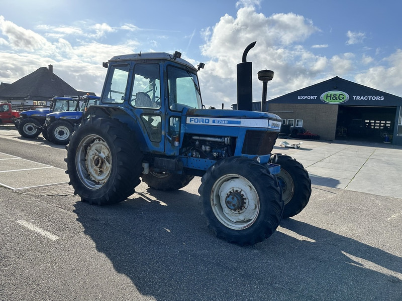 Ford 8700 - Farm tractor: picture 3 Ford 8700 - Farm tractor: picture 3