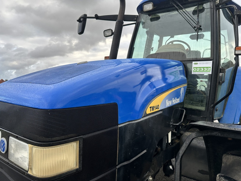 New Holland TM 140 - Farm tractor: picture 2 New Holland TM 140 - Farm tractor: picture 2