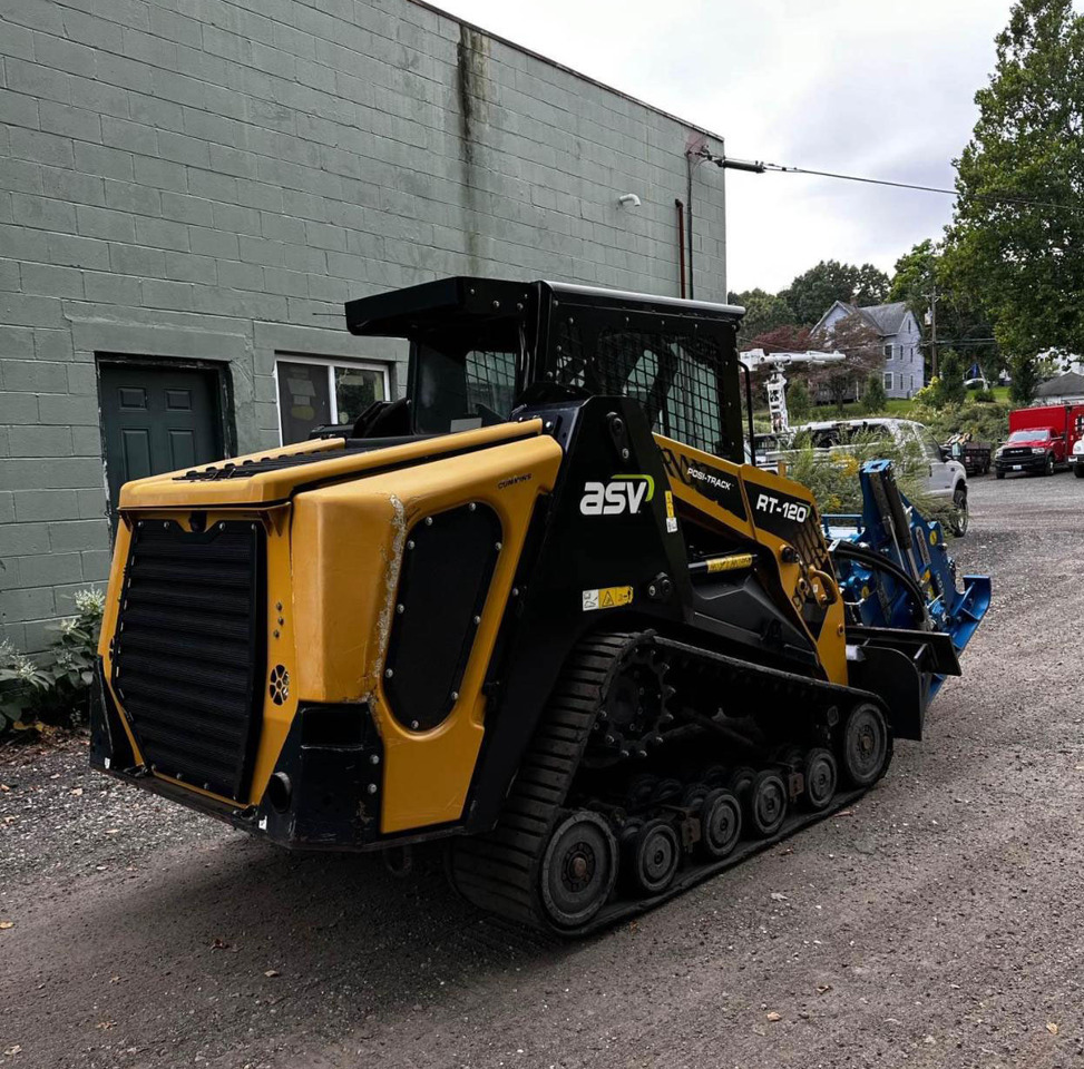 ASV RT-120 - Cold planer: picture 5 ASV RT-120 - Cold planer: picture 5