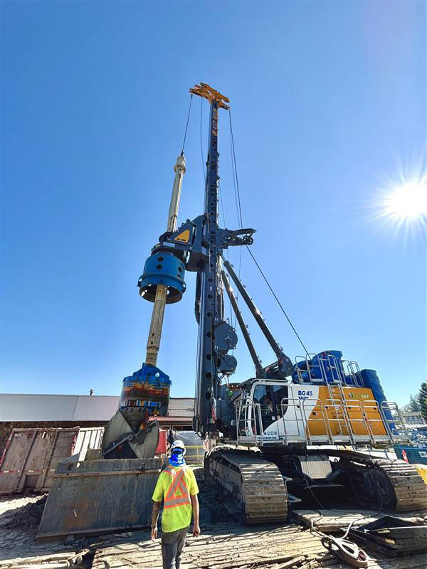 Bauer BG45 - Pile driver: picture 3 Bauer BG45 - Pile driver: picture 3