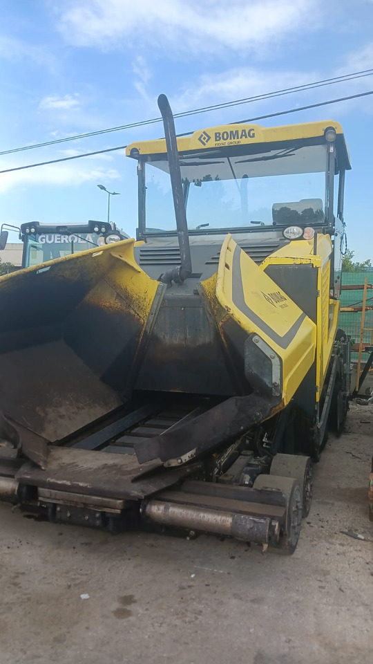 Bomag BF600 P-2 - Asphalt paver: picture 3 Bomag BF600 P-2 - Asphalt paver: picture 3