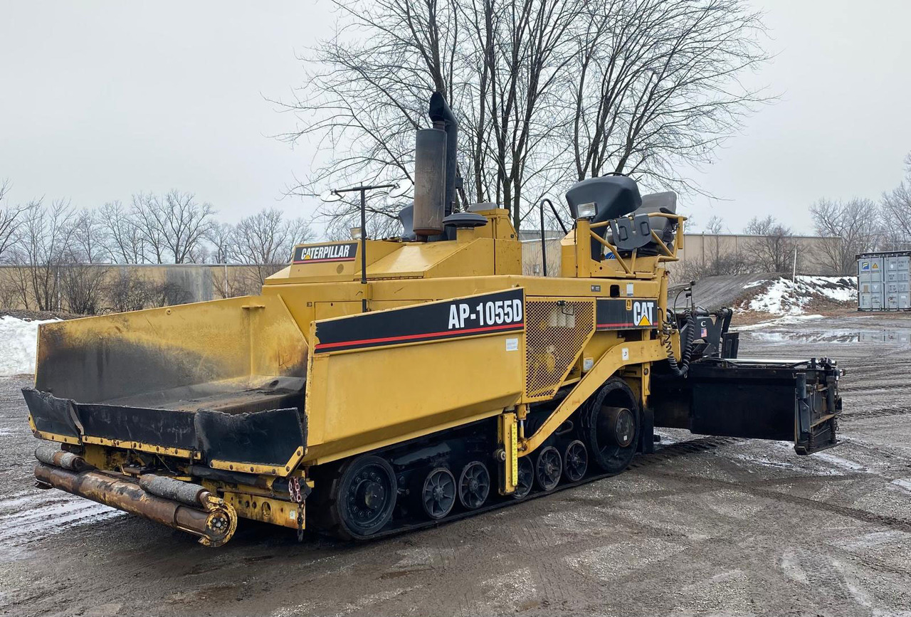Caterpillar AP1055D - Asphalt paver: picture 3 Caterpillar AP1055D - Asphalt paver: picture 3