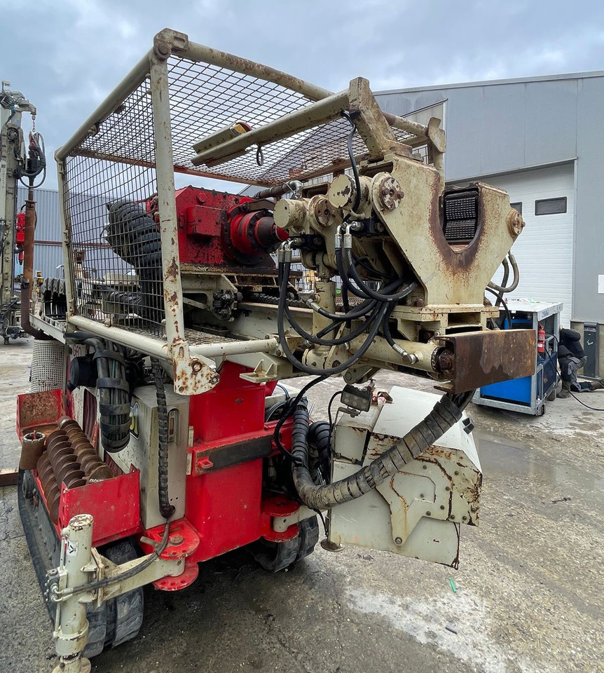 Comacchio GEO 305 - Drilling rig: picture 4 Comacchio GEO 305 - Drilling rig: picture 4