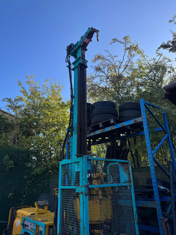 Comacchio MC 400 P - Pile driver: picture 5 Comacchio MC 400 P - Pile driver: picture 5