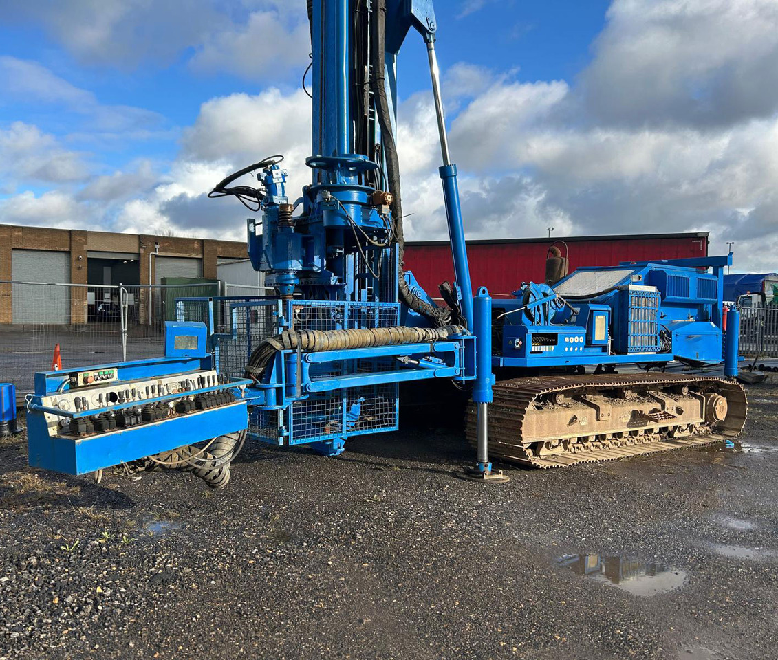 Comacchio MC1500 - Drilling rig: picture 1 Comacchio MC1500 - Drilling rig: picture 1