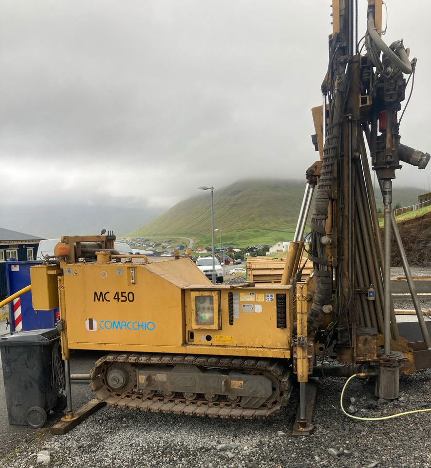 Comacchio MC450 - Drilling rig: picture 1 Comacchio MC450 - Drilling rig: picture 1
