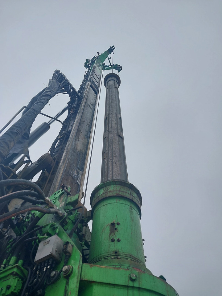 Delmag RH 18/200 - Pile driver: picture 5 Delmag RH 18/200 - Pile driver: picture 5