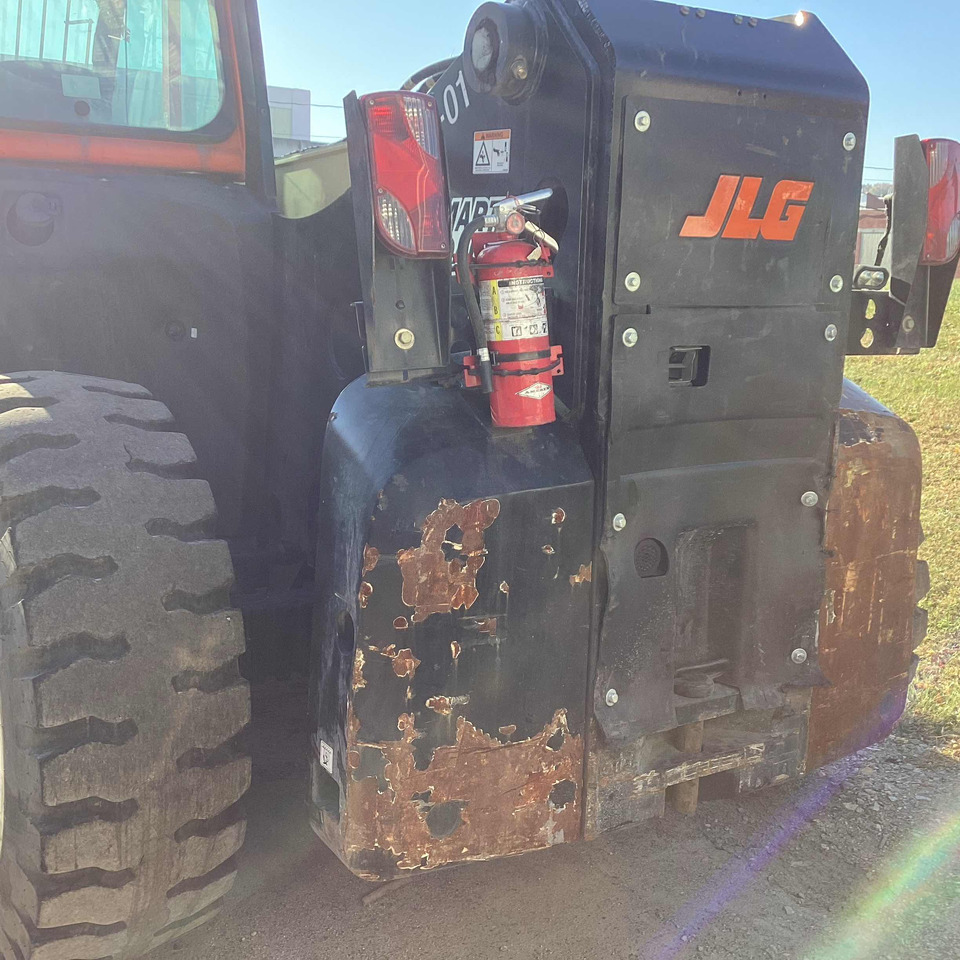 JLG 1732 - Telescopic wheel loader: picture 5 JLG 1732 - Telescopic wheel loader: picture 5