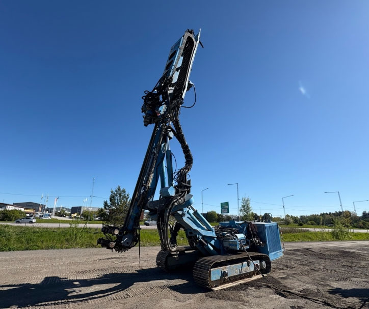 Klemm KR 807-7F - Pile driver: picture 3 Klemm KR 807-7F - Pile driver: picture 3