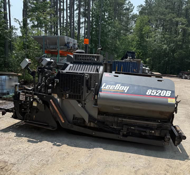 Leeboy 8520B - Asphalt paver: picture 1 Leeboy 8520B - Asphalt paver: picture 1