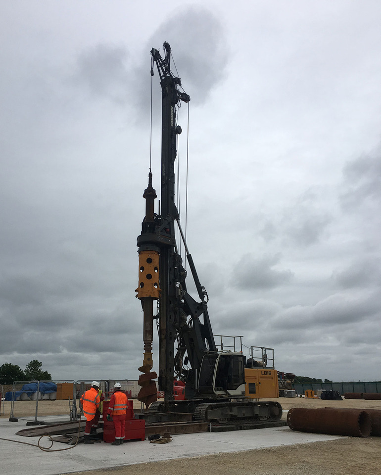 Liebherr LB16-180 - Pile driver: picture 2 Liebherr LB16-180 - Pile driver: picture 2