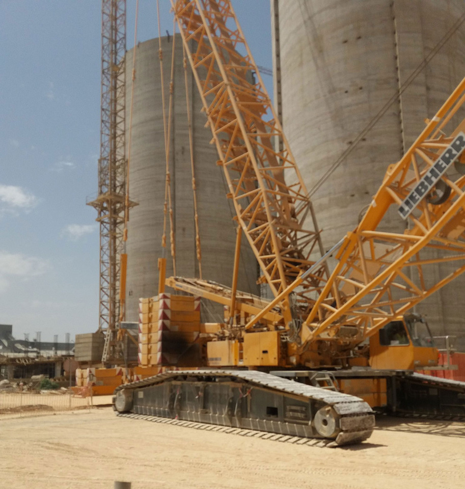 Liebherr LR 1400-2 - Crawler crane: picture 1 Liebherr LR 1400-2 - Crawler crane: picture 1